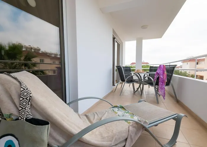 Narcissos \'Nissi Beach\' Apartment A8